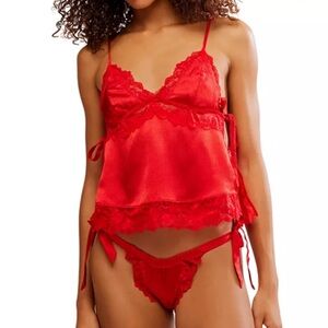 Free People First Blush Cami Panties Set. Size Medium. New Without Tags.